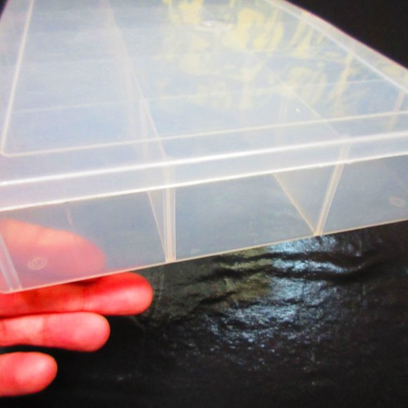 Plastic 17 Compartment Bead Storage Jewelry Organizer - Picture 3 of 6